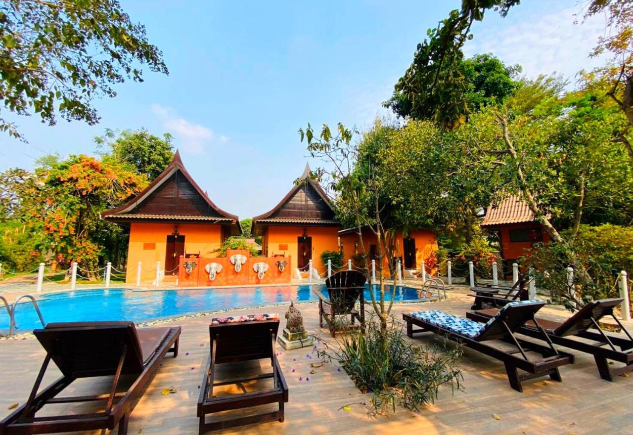 Pludhaya Resort & Spa Αγιουτάγια Εξωτερικό φωτογραφία